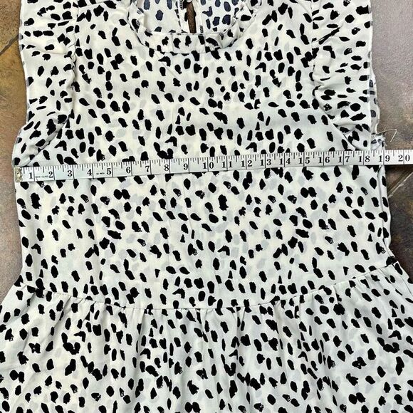 Women’s Spotted Ruffle Sleeve High Neck Sleeveless Top Medium - Picture 5 of 8